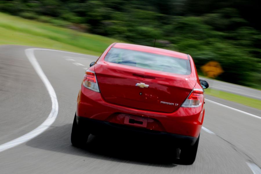  Chevrolet Prisma LT 2013 года  (фото 35 из 40)